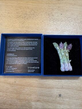 Trovelore Asparagus Embellished Brooch Pin - Green & Purple
